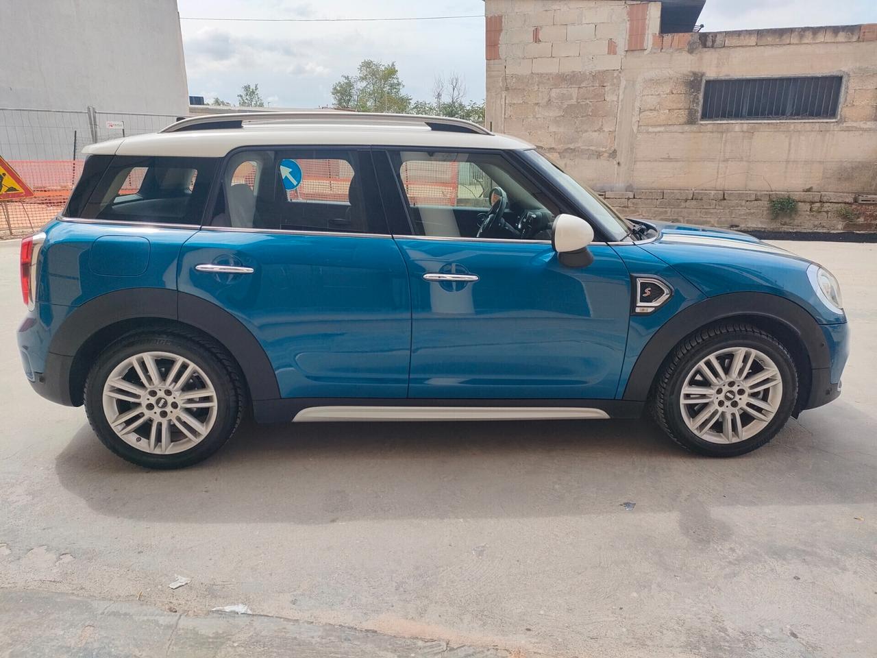 Mini Cooper SD Countryman 2.0d Automatica