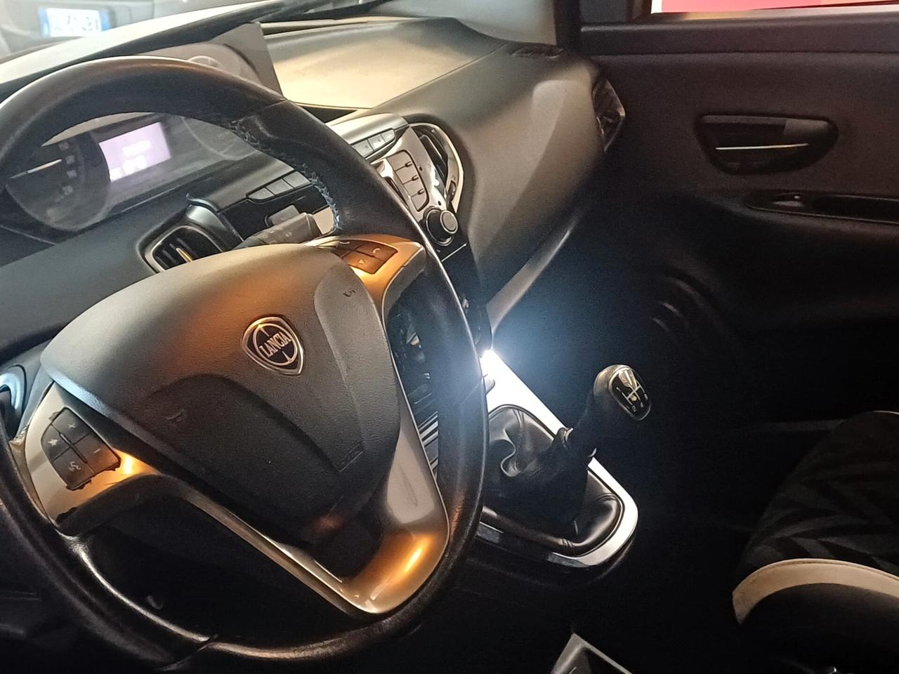 Lancia Ypsilon 1.3 MJT 16V 95 CV 5 porte S&S