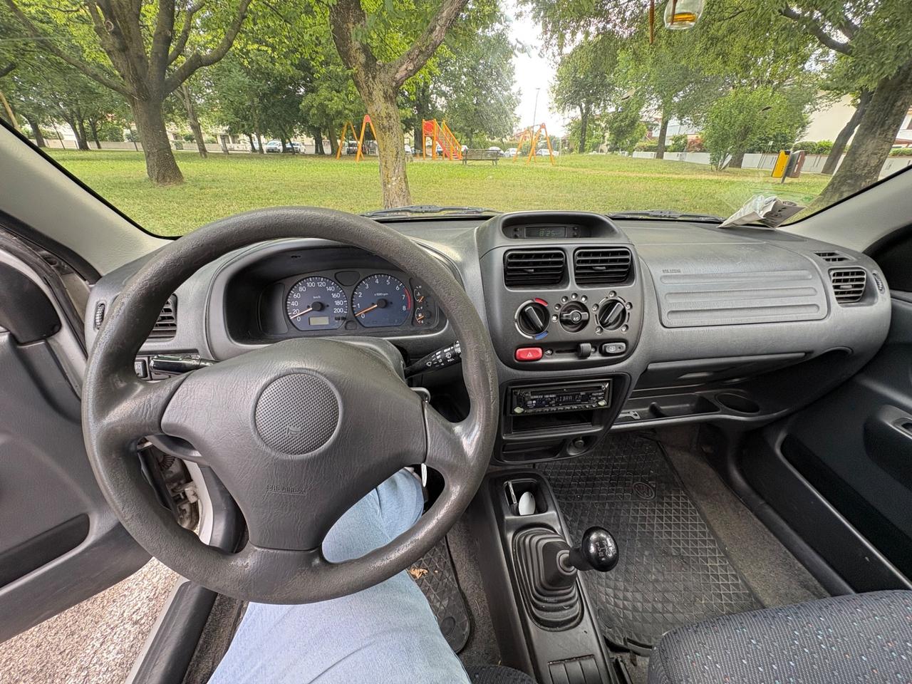 Suzuki Ignis 1.3 16V 83cv benzina neo patentati