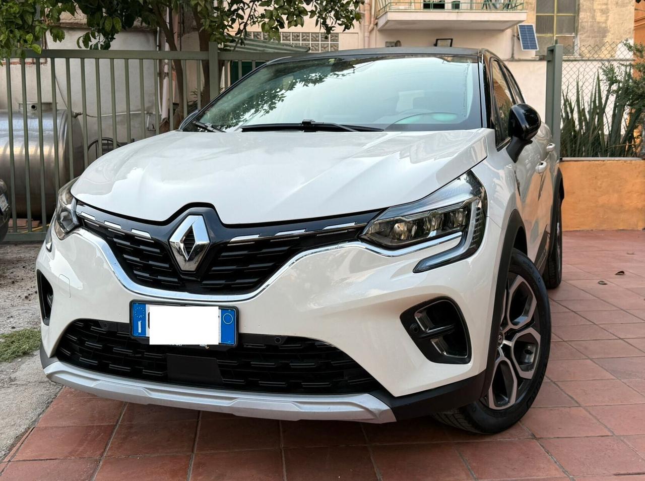 Renault Captur Blue dCi 115 CV EDC Intens