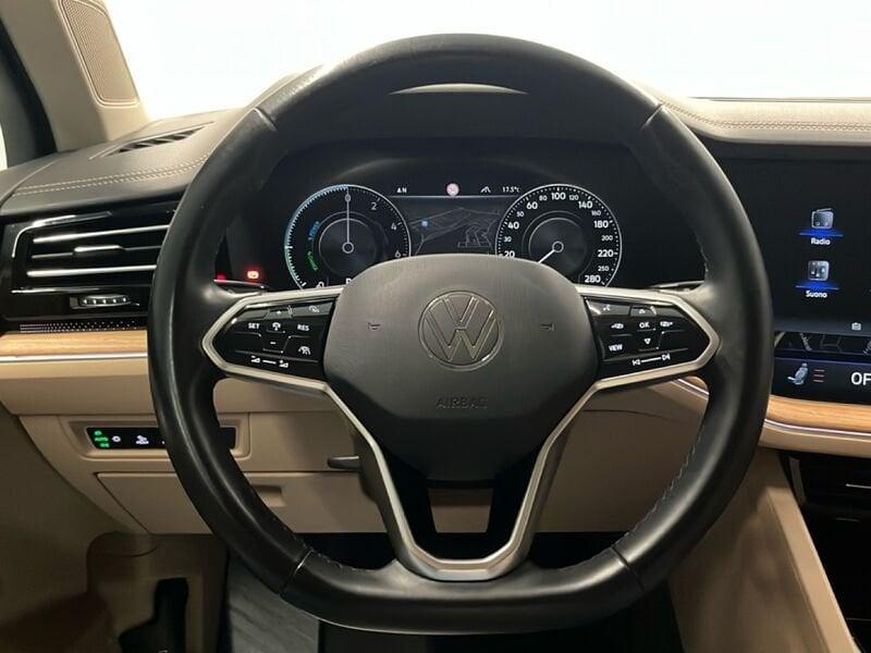Volkswagen Touareg Nuova Atmosphere Tiptronic