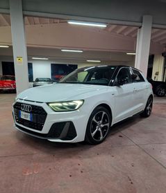 Audi A1 S line edition B-Color