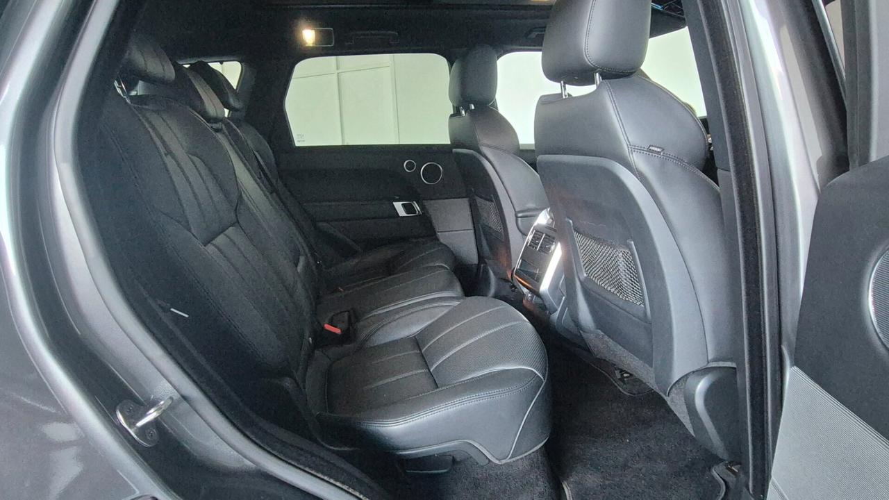 Land Rover Range Rover Sport 3.0 TDV6 HSE Dynamic