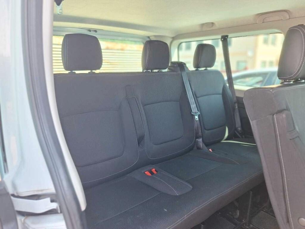 Renault Trafic 2.0 Ci 110CV PC-TN Authentic 9 POSTI LONG