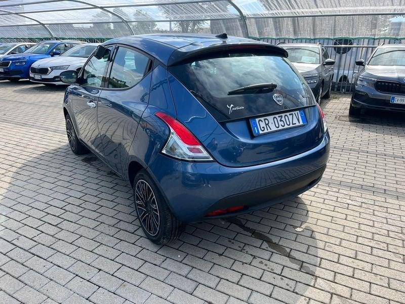 Lancia Ypsilon Ypsilon 1.0 FireFly 5 porte S&S Hybrid Silver Plus