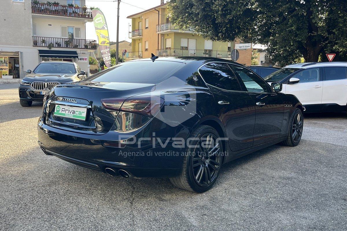 MASERATI Ghibli V6 S