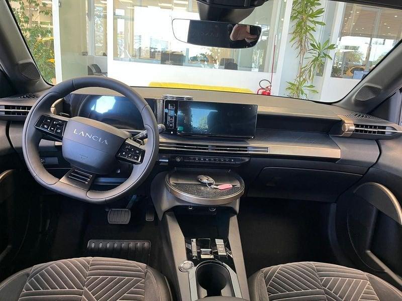 Lancia Ypsilon Ypsilon Hybrid e-DCT LX