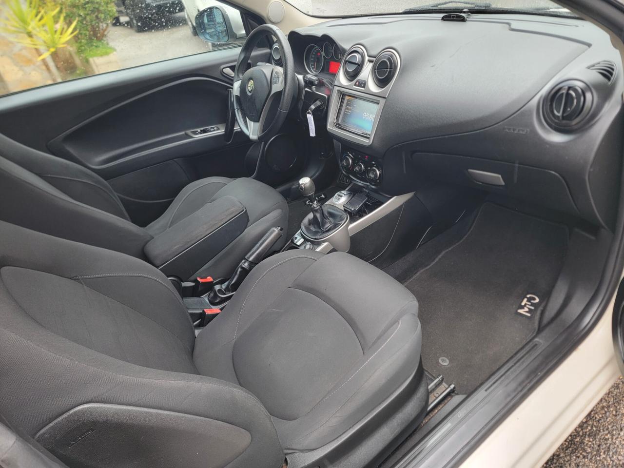 Alfa Romeo MiTo 1.3 JTDm-2 95 CV S&S Distinctive Sport Pack