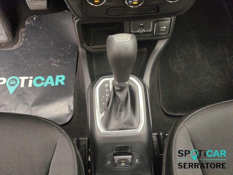 Jeep Renegade 2019 1.3 t4 Longitude 2wd 150cv ddct