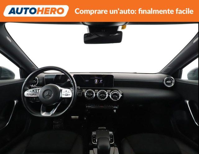 MERCEDES-BENZ A 180 d Automatic Premium