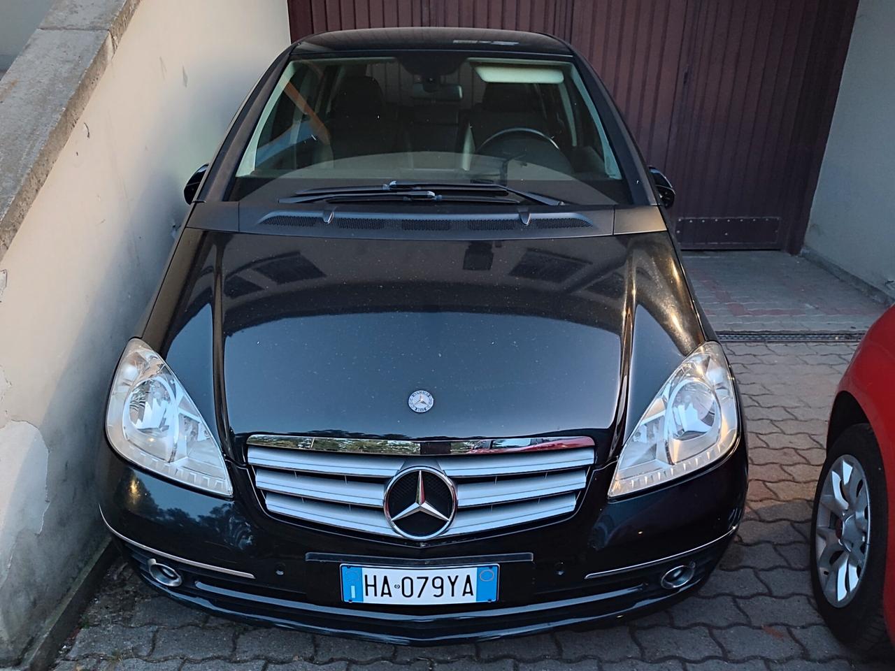 MERCEDES CLASSE A160 BENZINA AUTOMATICA POCHI KM