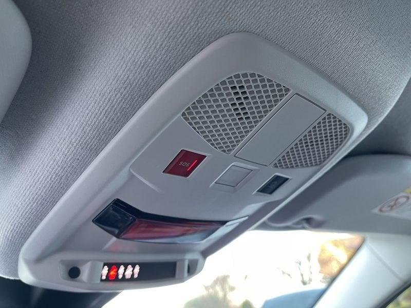 FIAT 600e 54 KWH Red - AZIENDALE