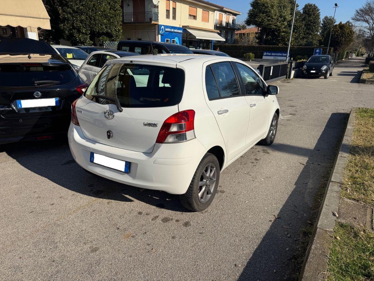 TOYOTA - Yaris - 1.3 5p. Sol #1PROPRIETARIO #TAG.TOYOTA