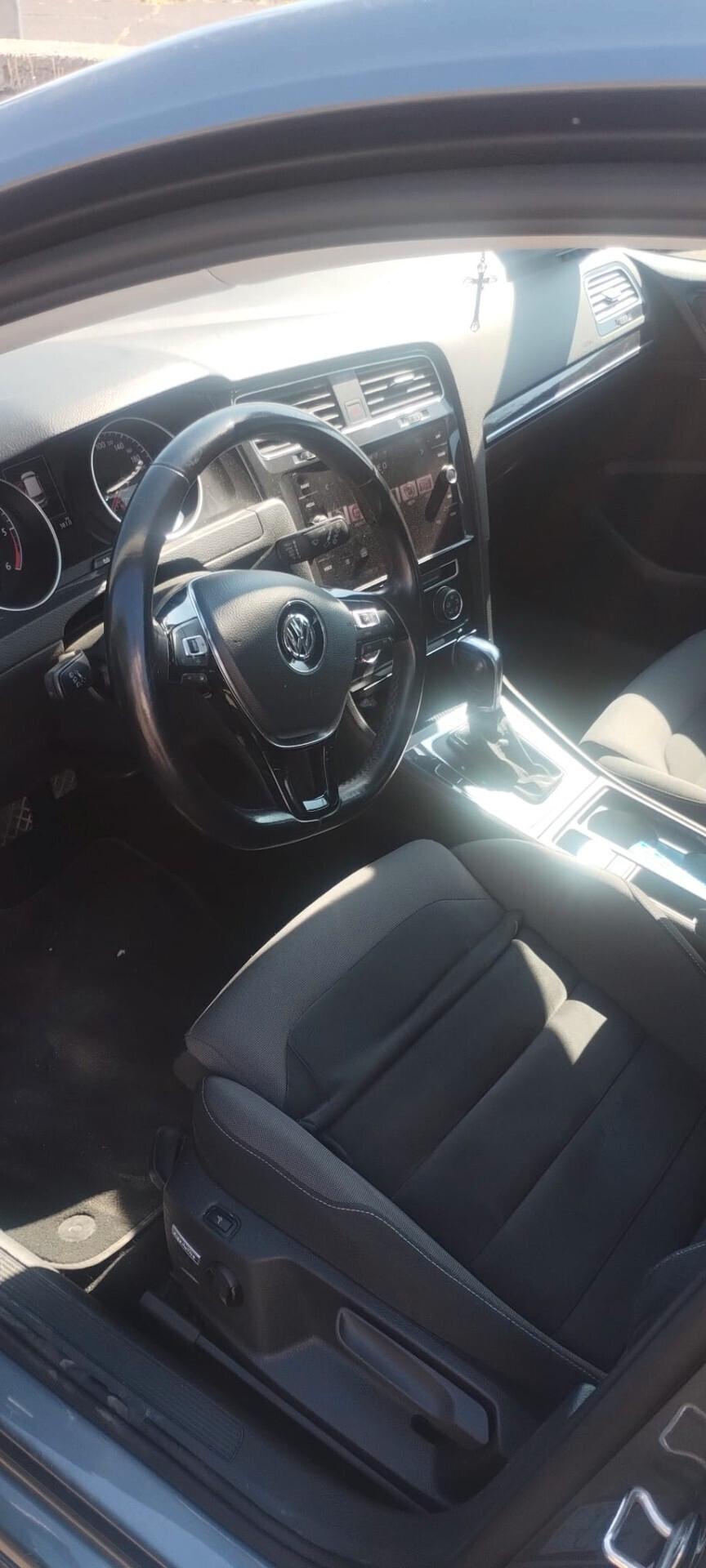 Volkswagen Golf 1.6 TDI 115CV DSG 5p. Business BlueMotion Technology