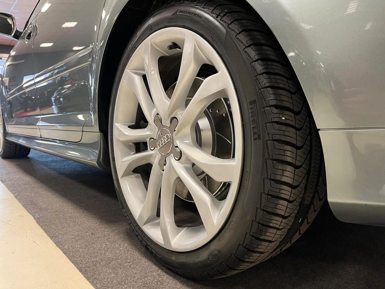 Audi S3 SPB 2.0 TFSI quattro S tronic
