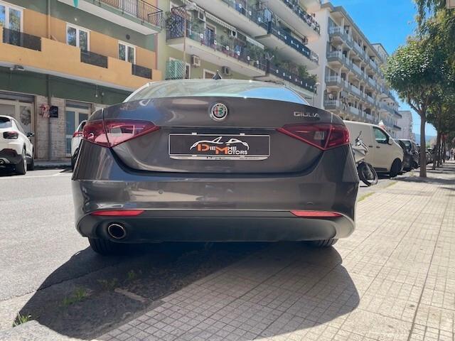 Alfa Romeo Giulia 2.2 Turbodiesel 160 CV AT8 Business