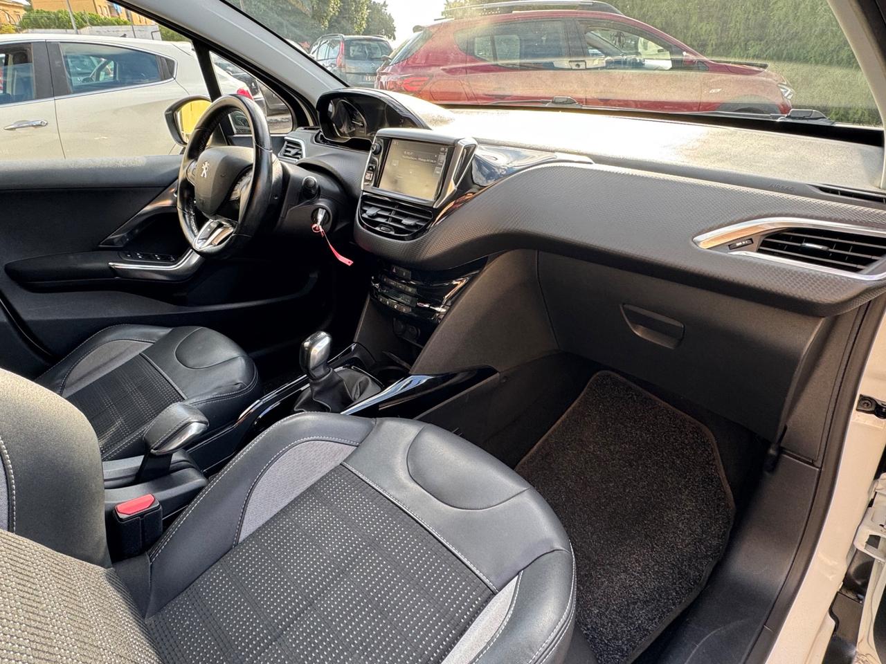 Peugeot 2008 BlueHDi 120 S&S Allure