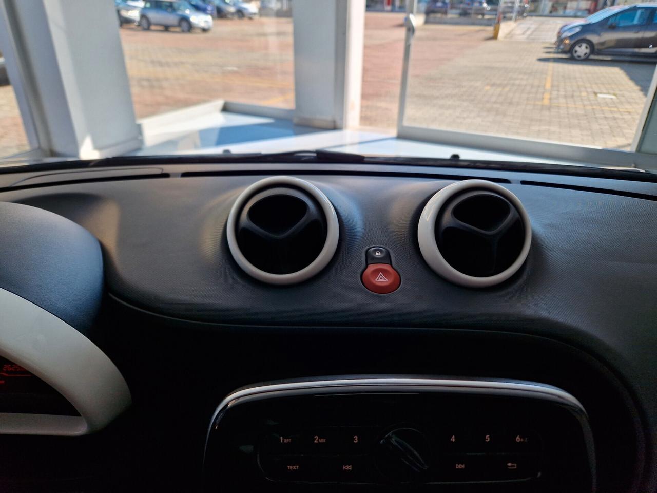 Smart ForTwo EQ Youngster