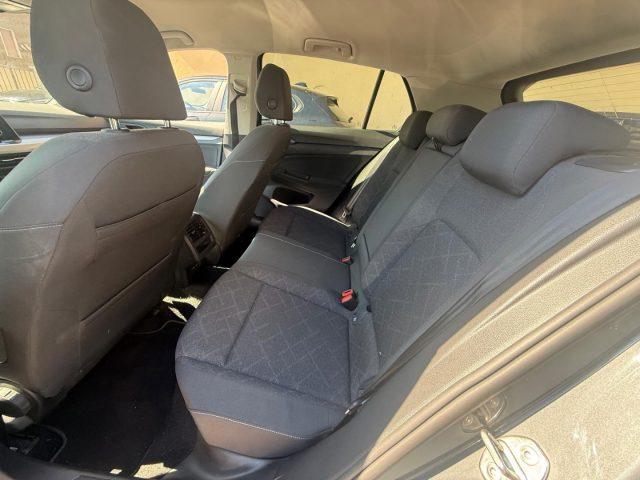 VOLKSWAGEN Golf 1.5 eTSI 130 CV EVO ACT DSG Life