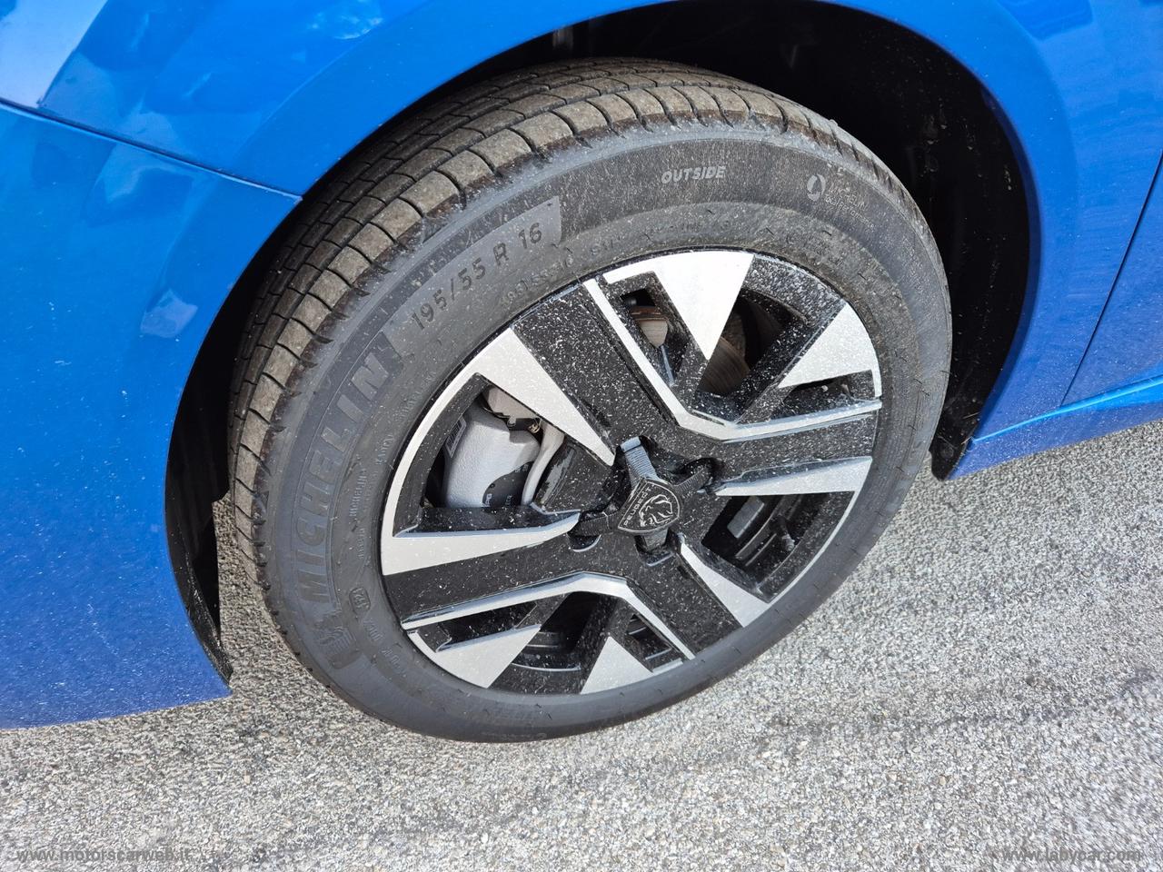 PEUGEOT 208 PureTech 100 S&S 5p. Allure