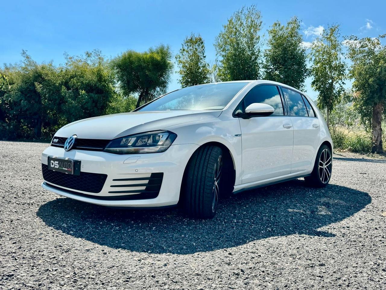 VOLKSWAGEN GOLF GTD 2.0 TDI 184 CV DSG ANNO 2016