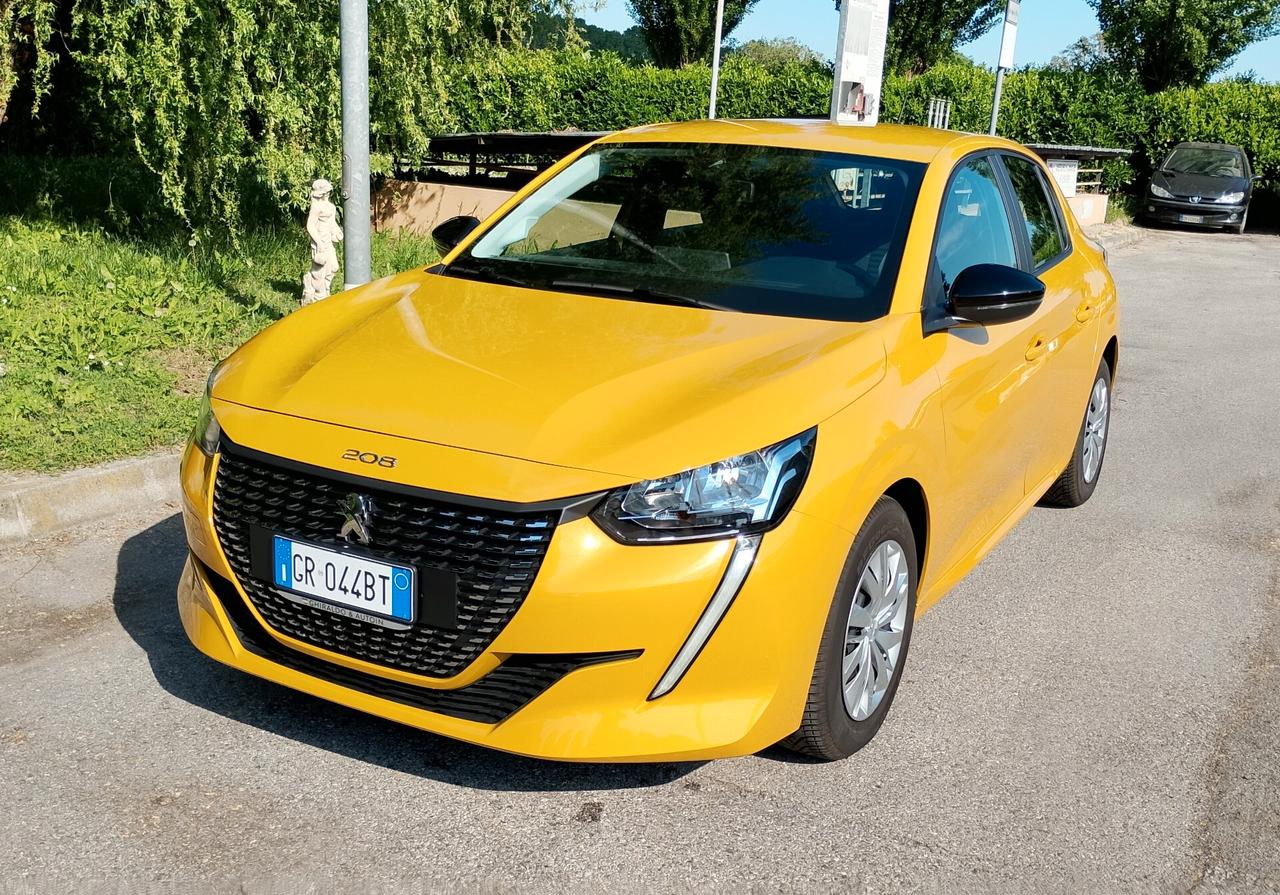 Peugeot 208 PureTech 15000km!!!