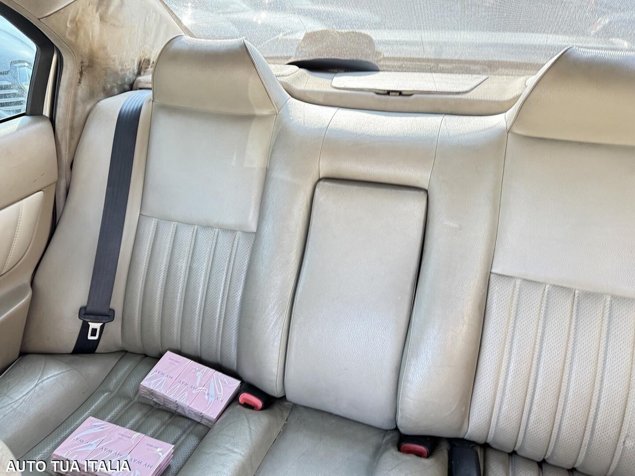 ALFA 166 2serie 2.4 JTD m-JET 20V distinct