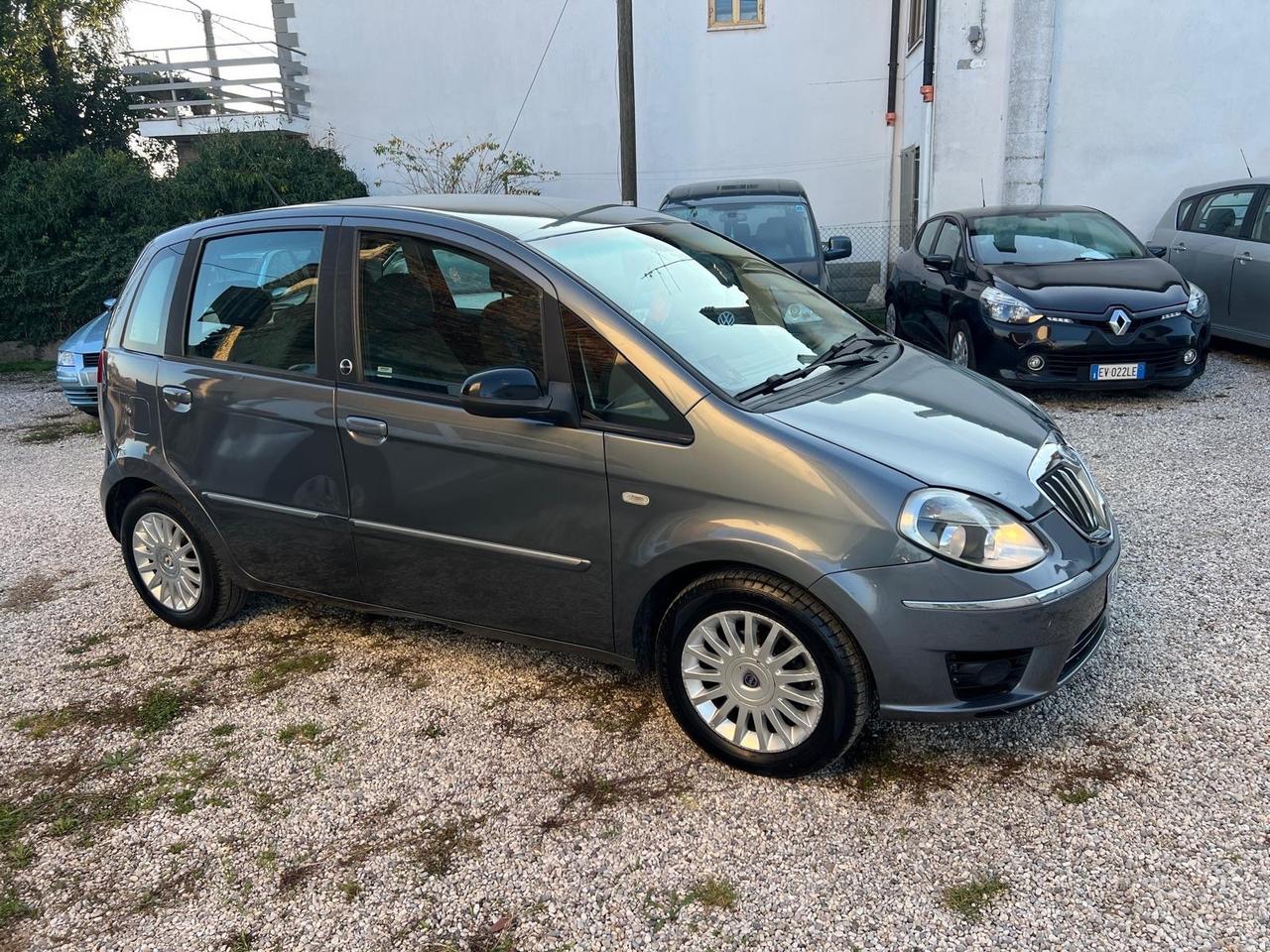 Lancia MUSA 1.4 8V Ecochic (GPL) Diva