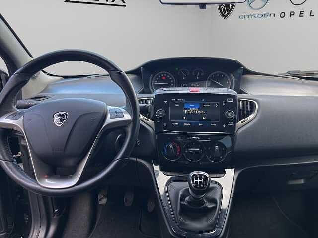 Lancia Ypsilon 1.0 FireFly 5 porte S&S Hybrid Ecochic Gold