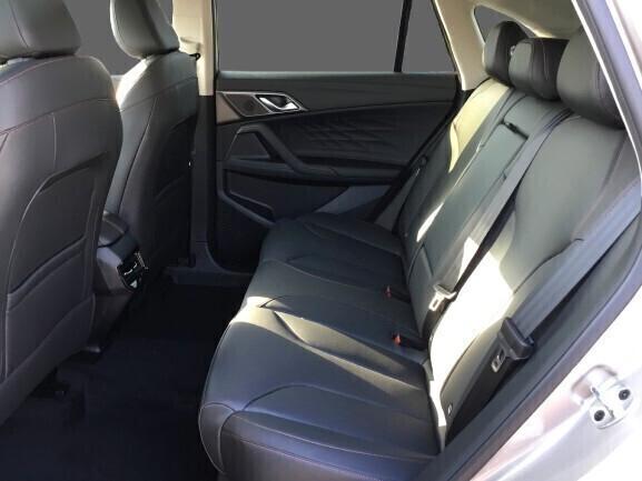 MG HS FULL HYBRID + LUXURY *SENZA OBBLIGO DI FINANZIAMENTO*