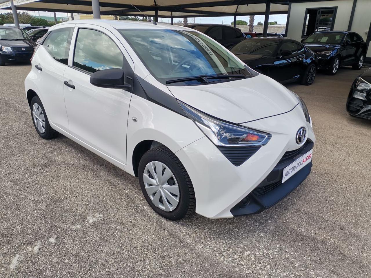 Toyota Aygo Connect 1.0 VVT-i 72CV 5 porte