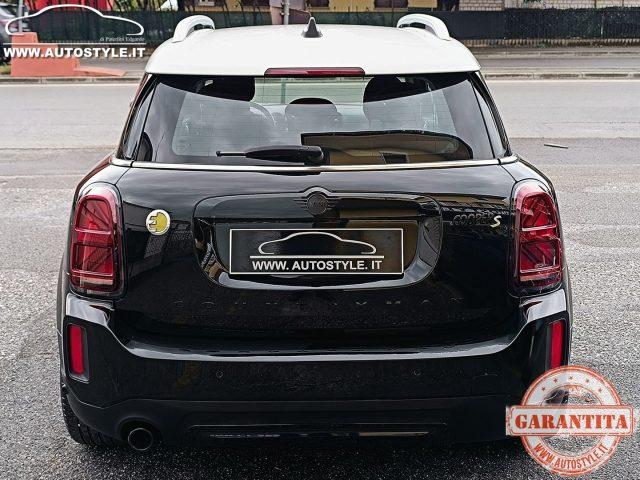 MINI Countryman Cooper SE 1.5 ALL4 STEPTRONIC Essential