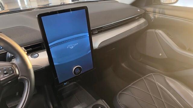 Ford Mustang Mach-E Extended Range 294 CV