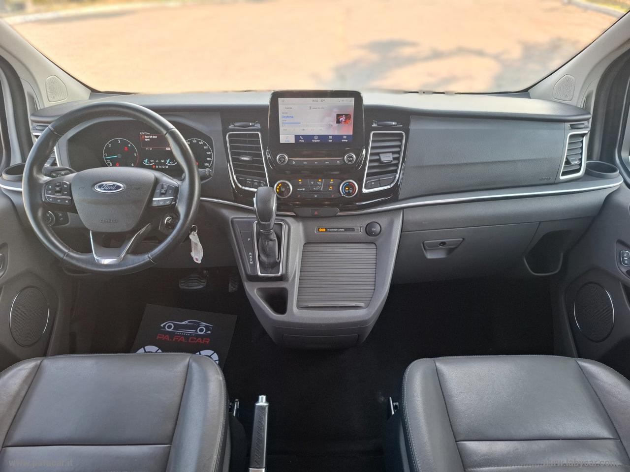 Tou.Cust.320 2.0EcoB.130aut. PC sol.Tit.