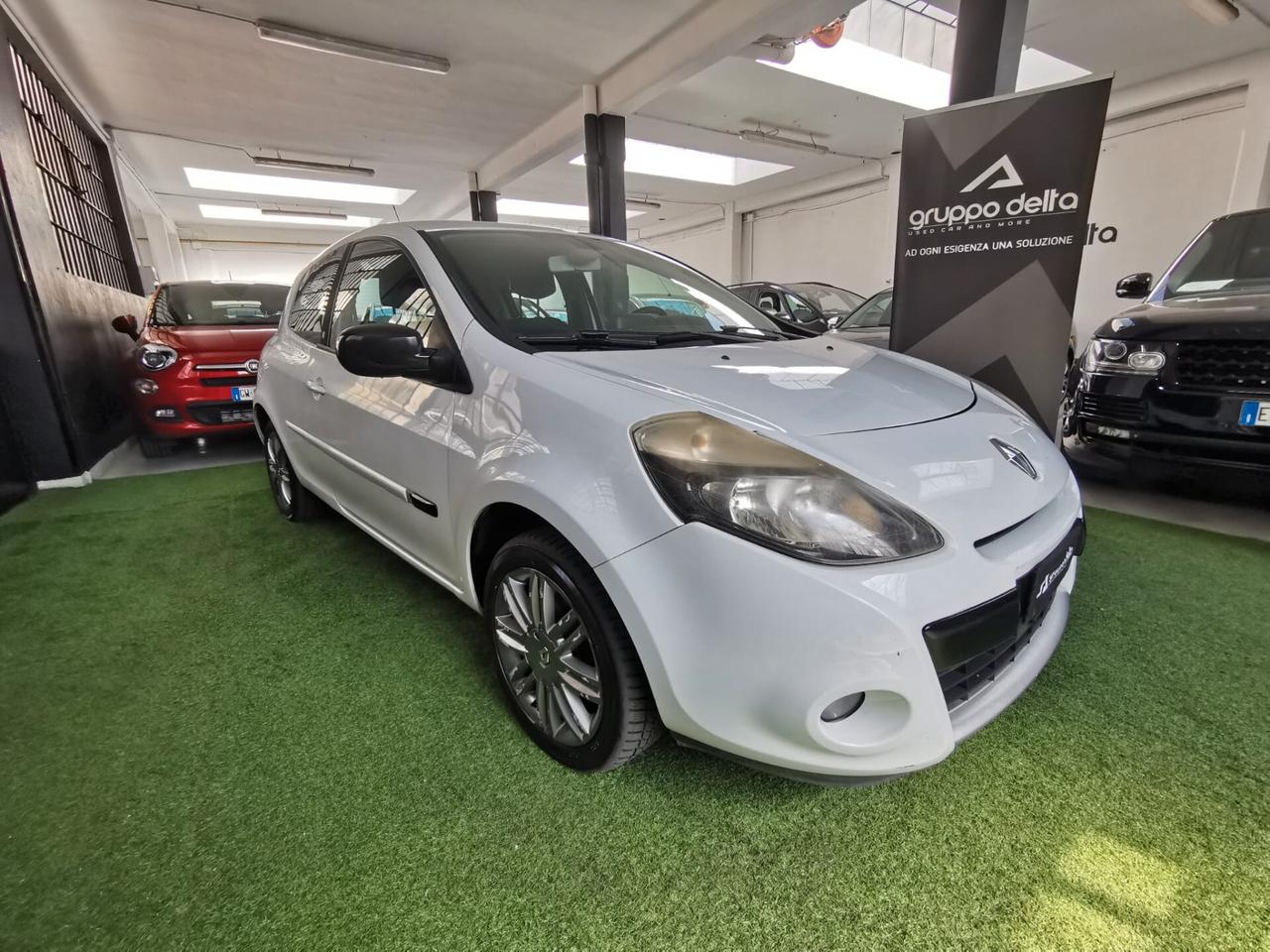 Renault Clio 1.2 16v luxe 20th NEOPATENTATI GARANZIA 12 MESI