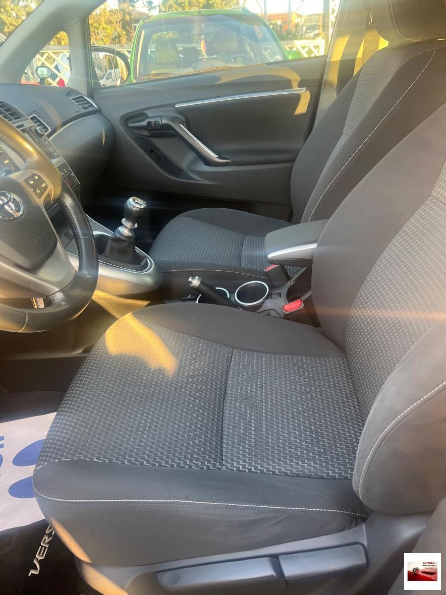 TOYOTA - Verso - 1.6 D-4D Style 7 posti