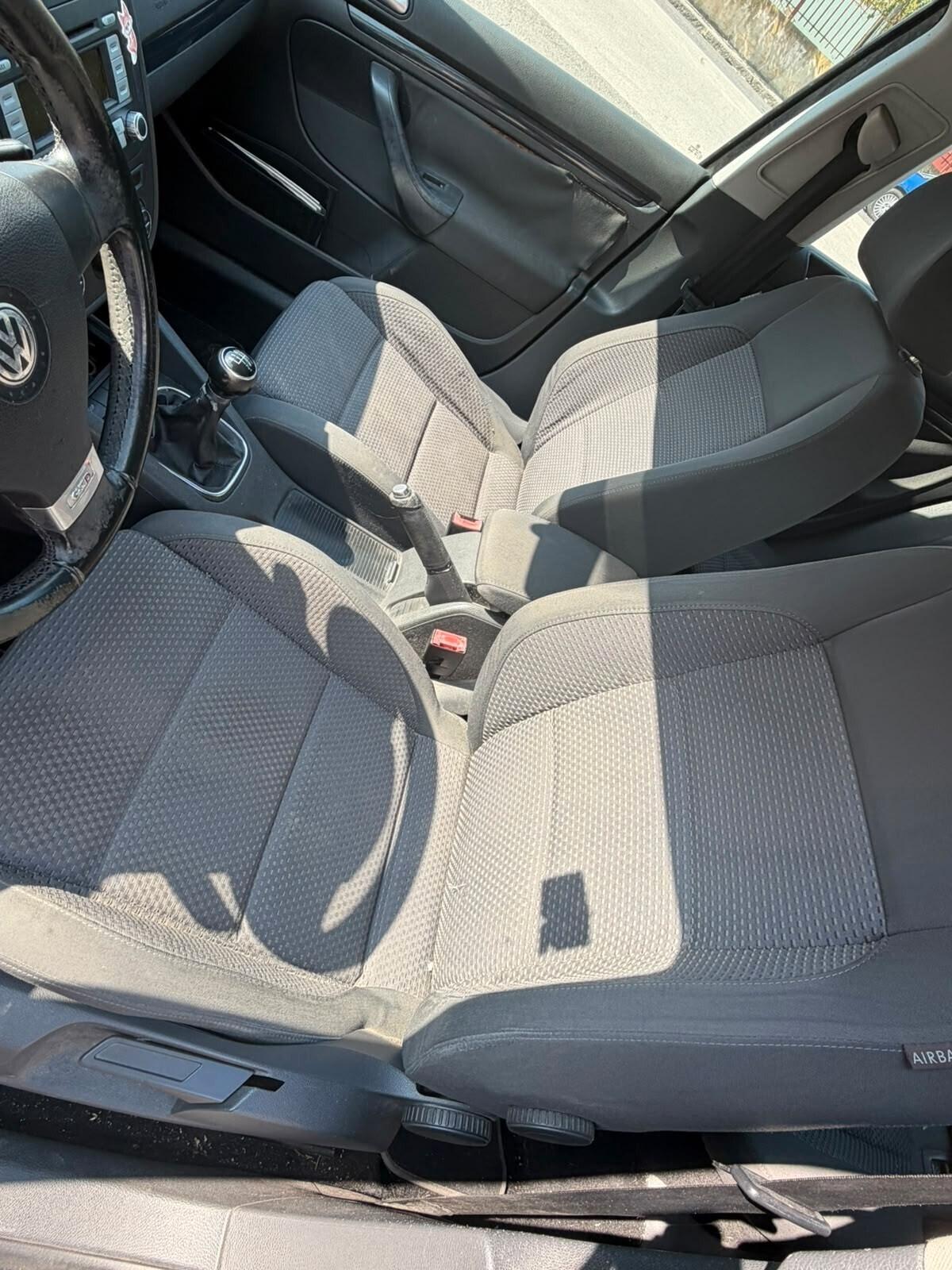 Volkswagen Golf 2.0 16V TDI 5p. Sportline