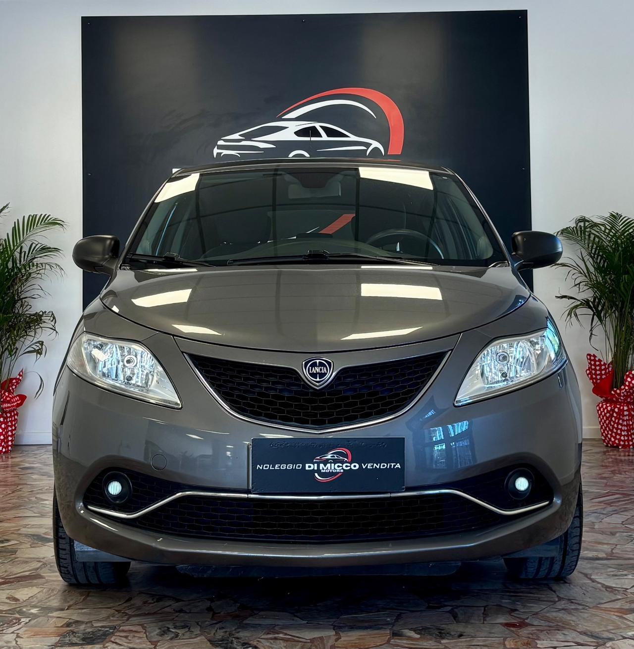 Lancia Ypsilon 1.2 69 CV 5 porte GPL Ecochic Gold