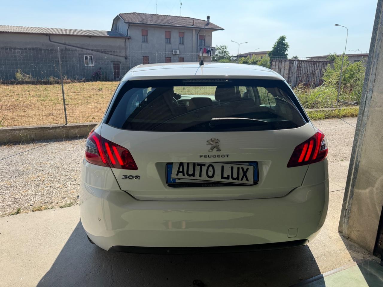 Peugeot 308 BlueHDi 100 S&S Active