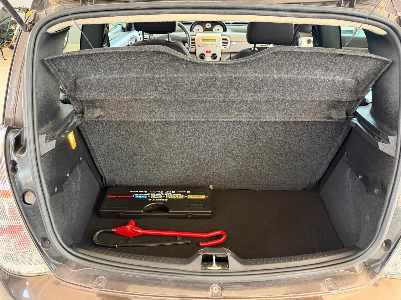 Lancia Ypsilon 1.2 Oro