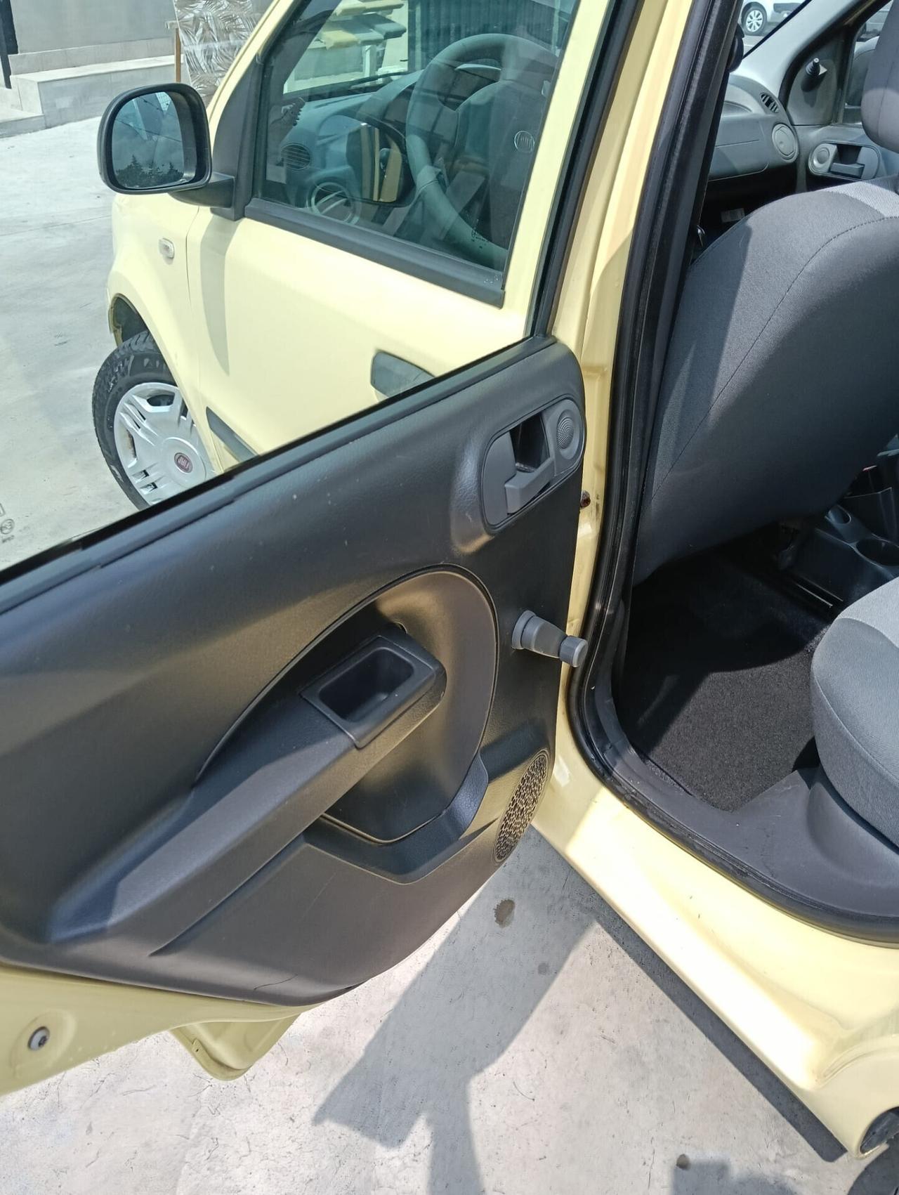 Fiat Panda 1.4 DYNAMIC NATURAL POWER MAMY 77 CV ANNO 2012