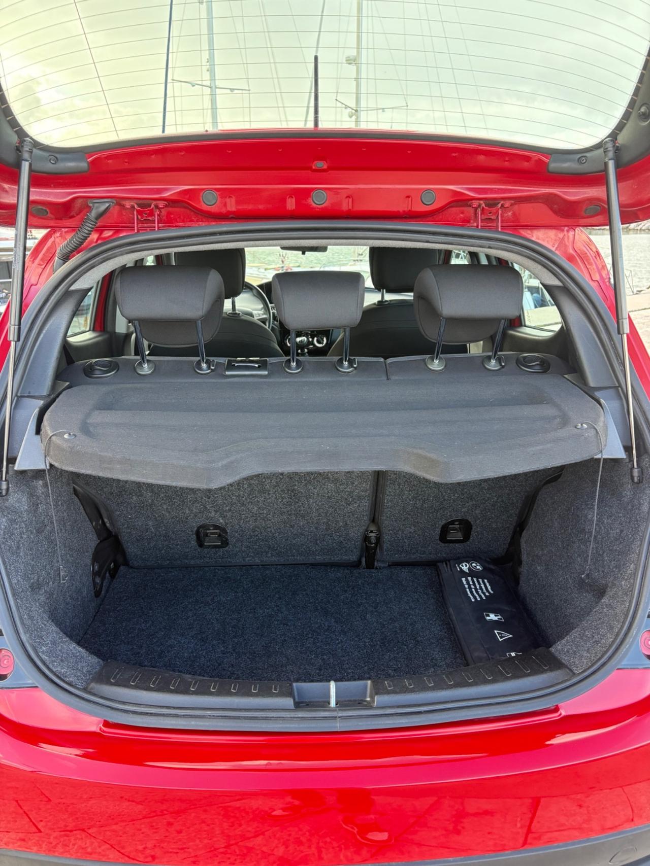 Lancia Ypsilon 1.0 FireFly 5 porte Hybrid