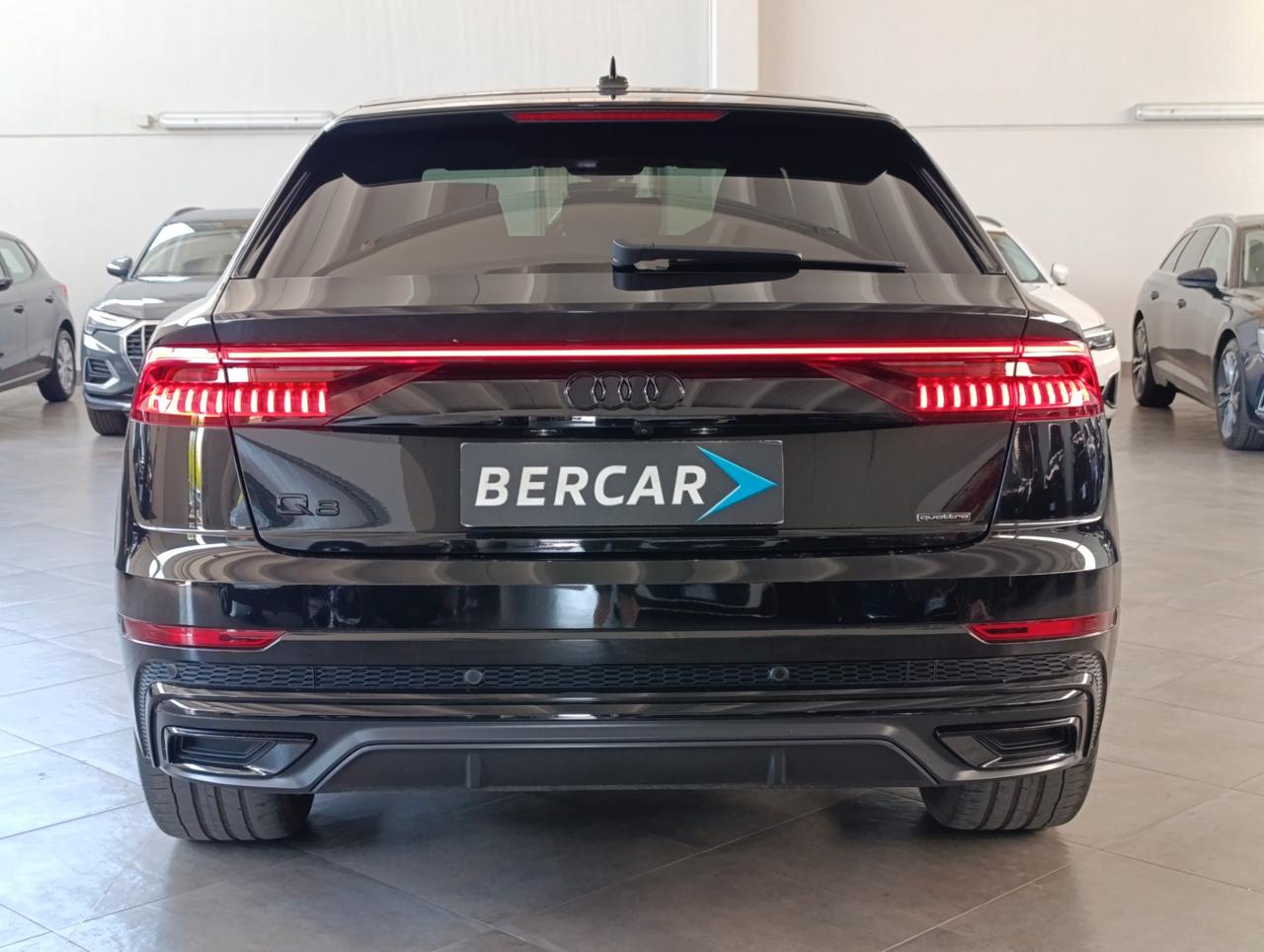 Audi Q8 55 3.0 tfsi mhev Sport quattro tiptronic