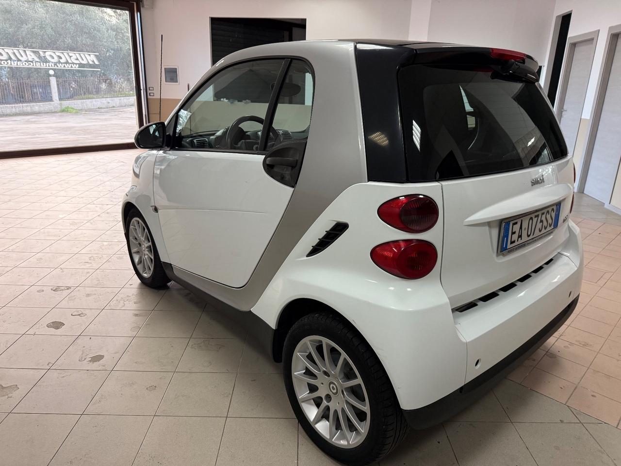 Smart ForTwo 1000 52 kW coupé passion