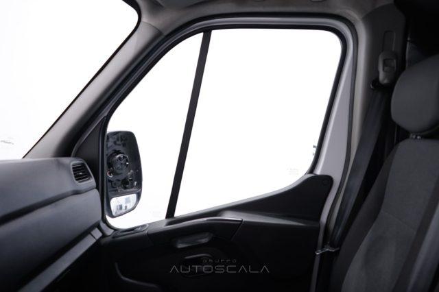 RENAULT Master T35 2.3 dCi 135 L2-H2 Furgone Ice