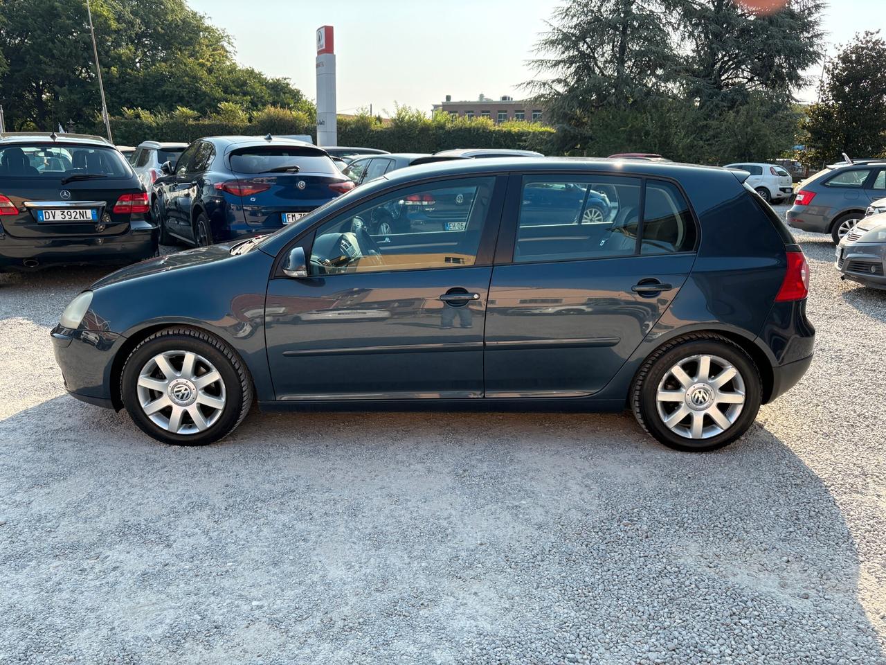 VW Golf 2.0TDI - 140CV 5p.