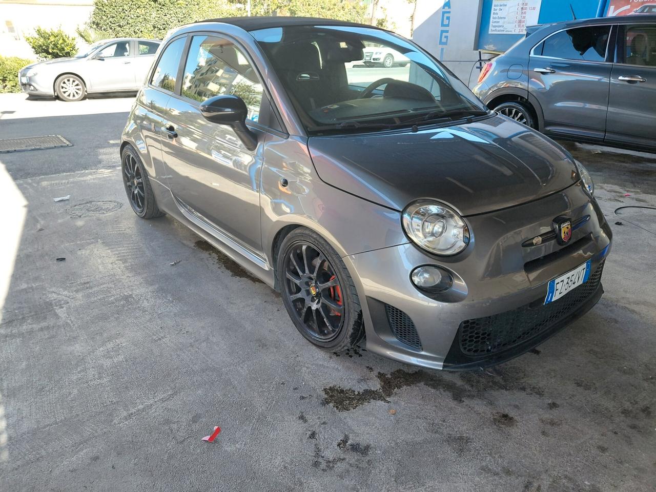 Abarth 500 C 1.4 Turbo T-Jet MTA