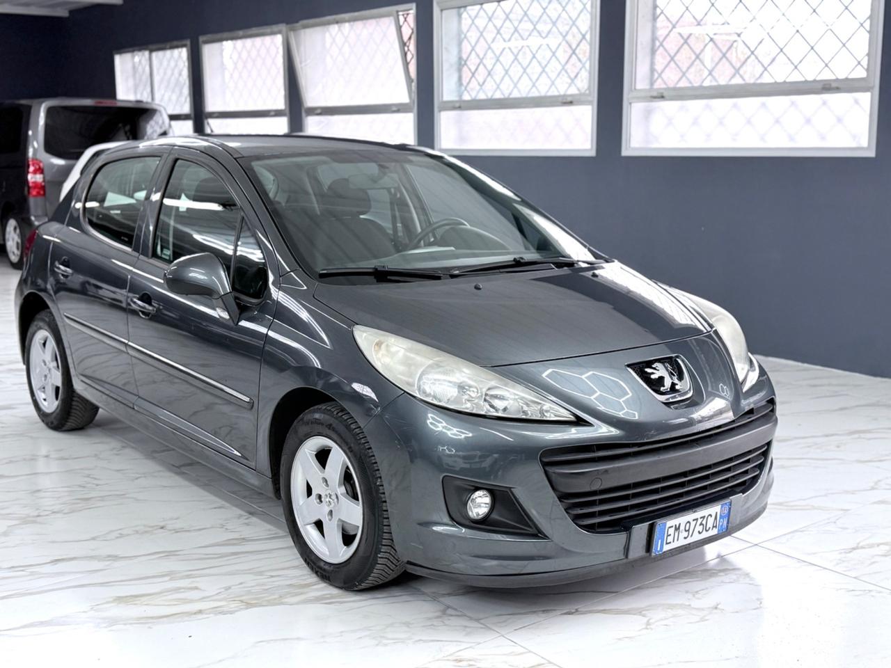 Peugeot 207 1.4 HDi 70CV 5p. Euro 5