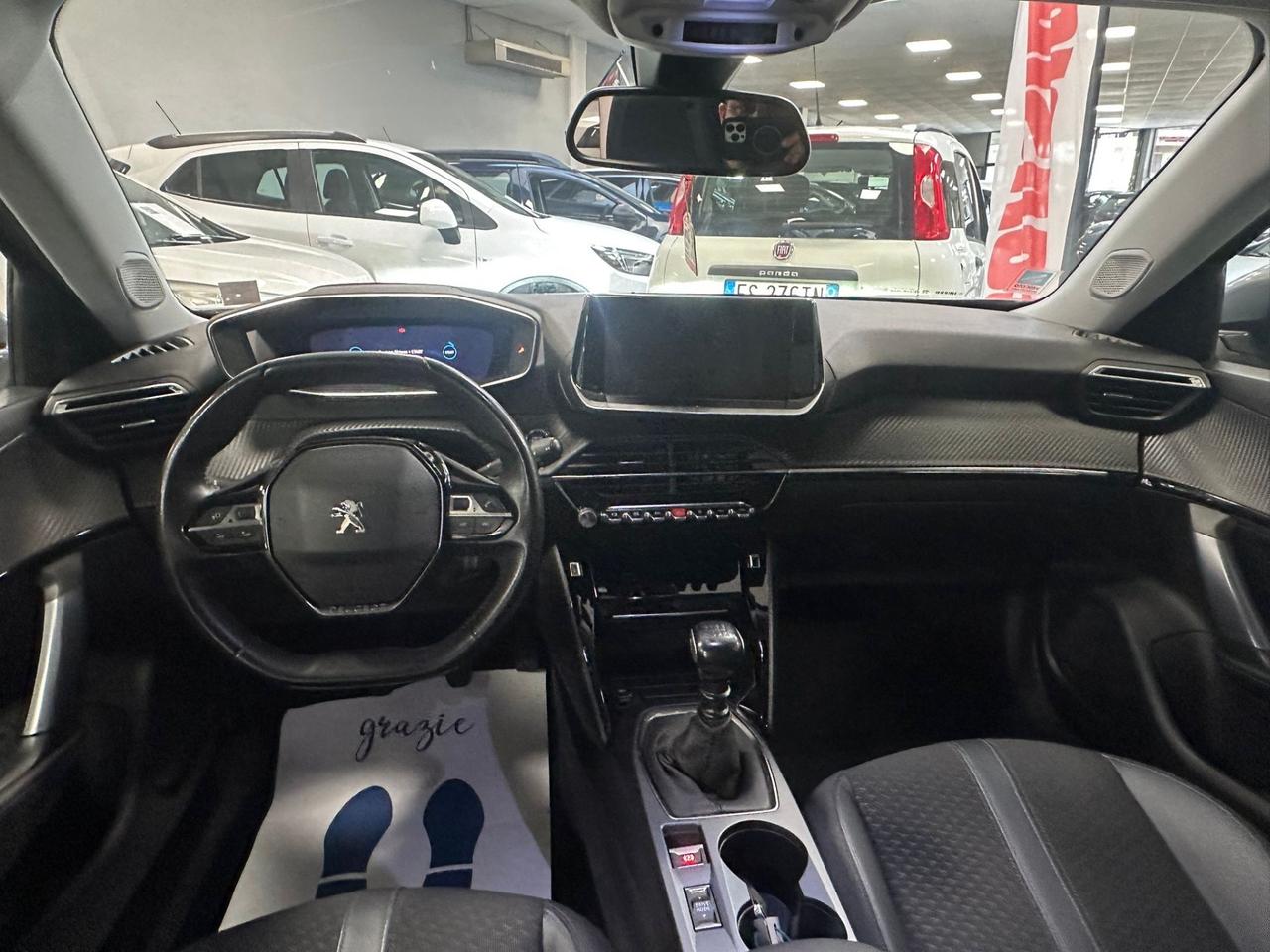 Peugeot 2008 PureTech 130 S&S Allure Manuale