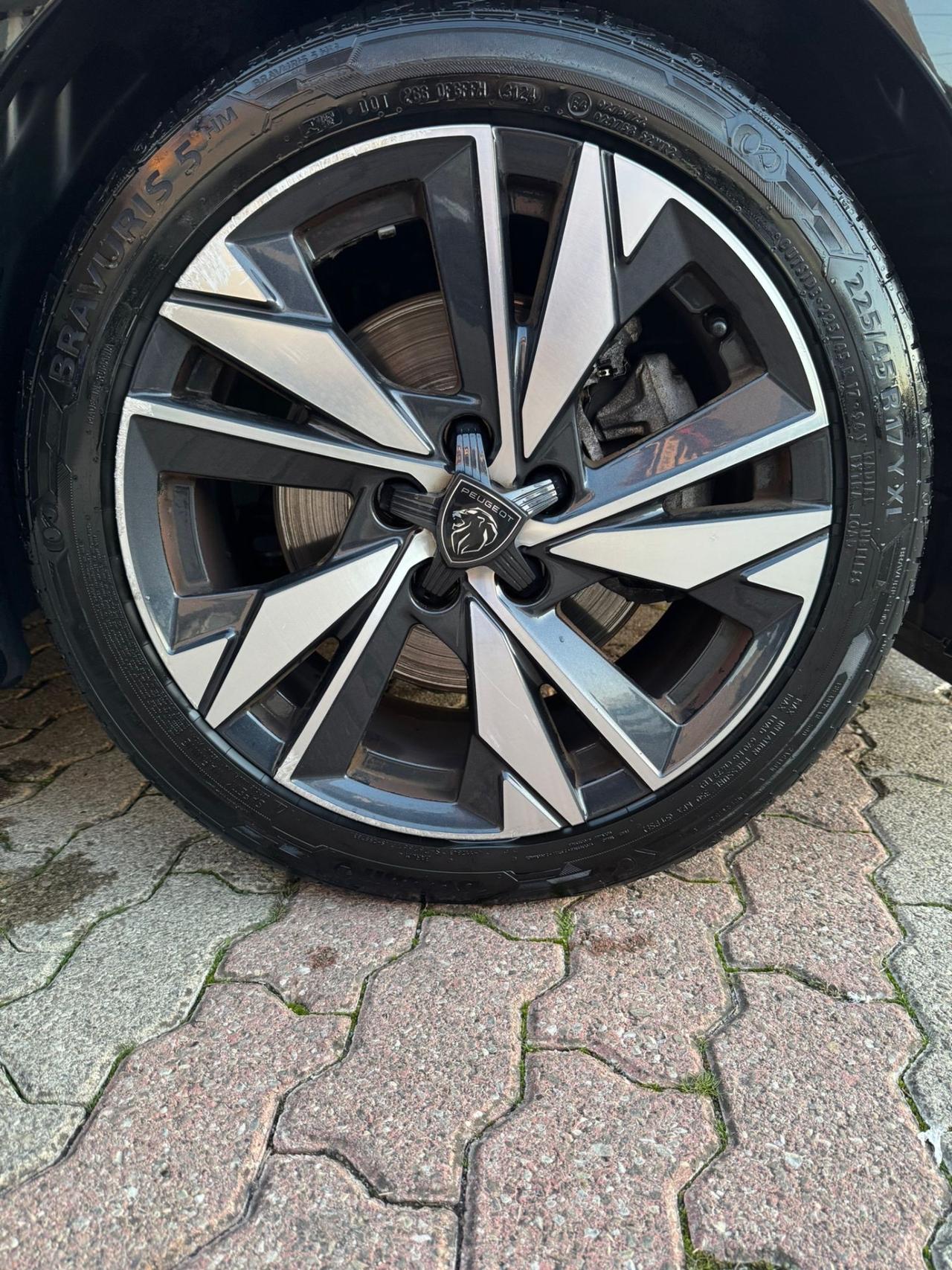 Peugeot 308 BlueHDi 130 S&S EAT8 SW Allure Pack